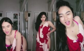Nonton Film Amoura Baju Merah Geol Sange Panas Doggy Sini Dream Terbaru